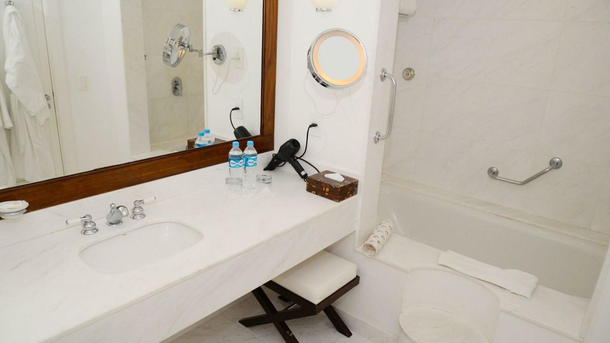 Mantra Resort Spa & Casino La Barra Luaran gambar